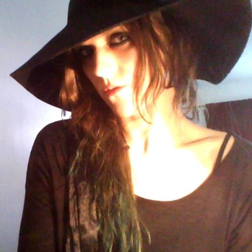 Anette C